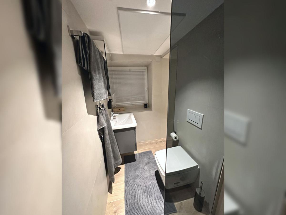Jobelhome Alb Apartment Бад Урах Екстериор снимка