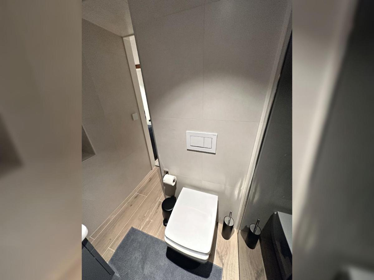 Jobelhome Alb Apartment Бад Урах Екстериор снимка
