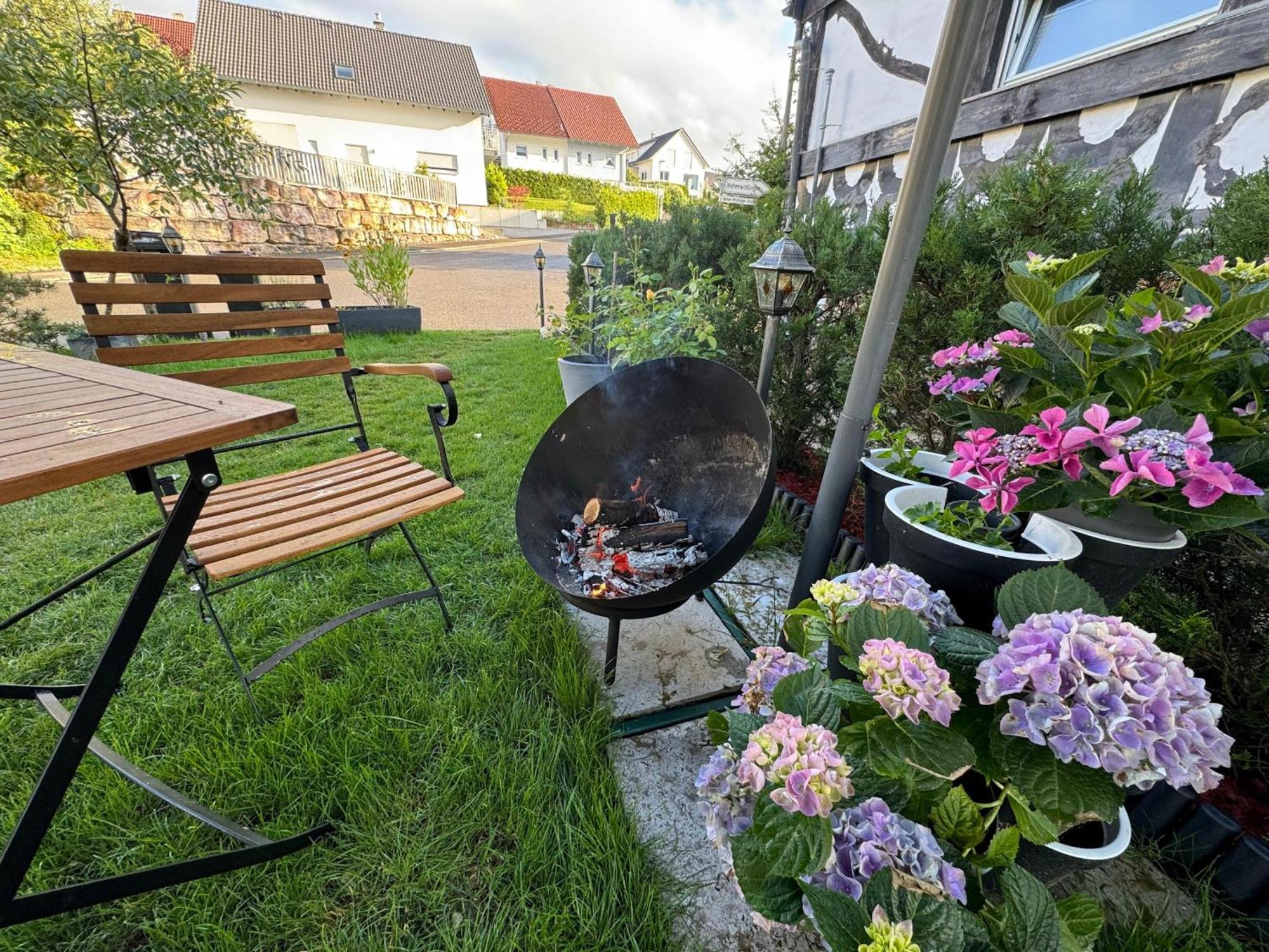 Jobelhome Alb Apartment Бад Урах Екстериор снимка